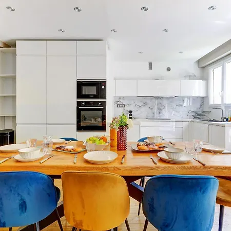 Bm-appartement Chic Avec Terrasse - Champs-elysees *