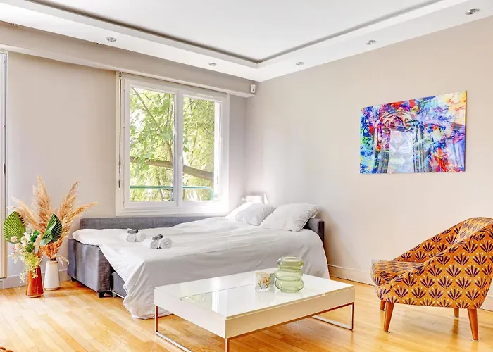아파트 Bm-appartement Chic Avec Terrasse - Champs-elysees